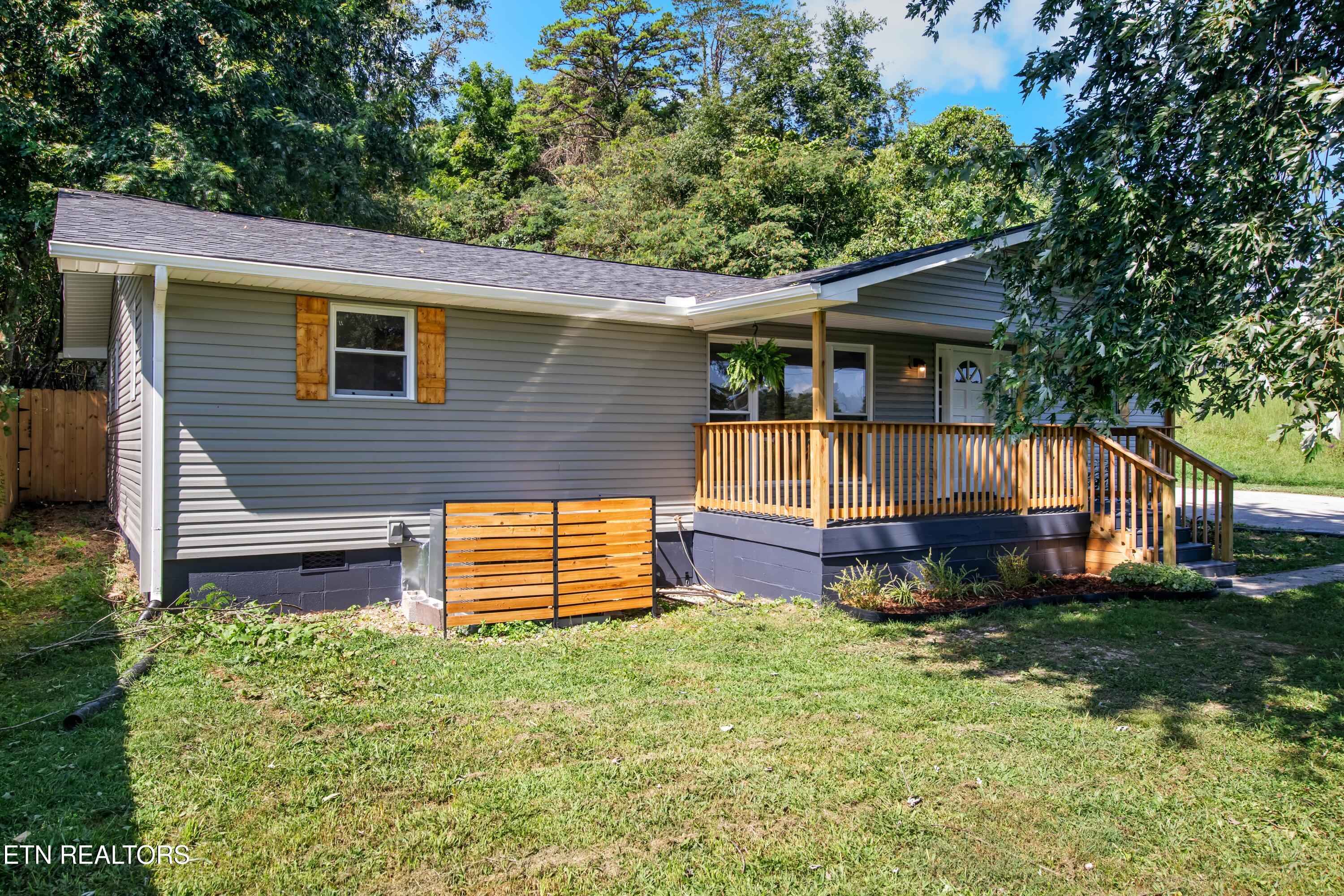 462 Island Ford Rd