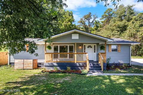 Photo of 462 Island Ford Rd, Jacksboro, TN 37757 (MLS # 1353851)