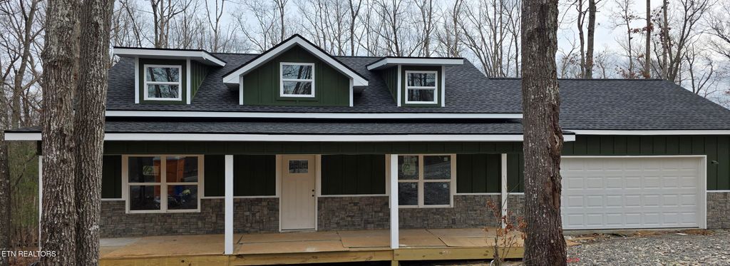 Photo of 118 Chickasaw Dr Drive, Crossville, TN 38572 (MLS # 1325162)