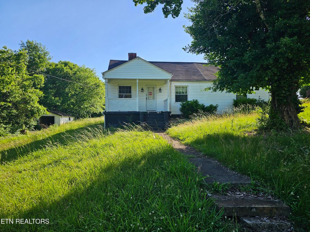 Photo of 2840 Spruce Hill Rd, Louisville, TN 37777 (MLS # 1301475)