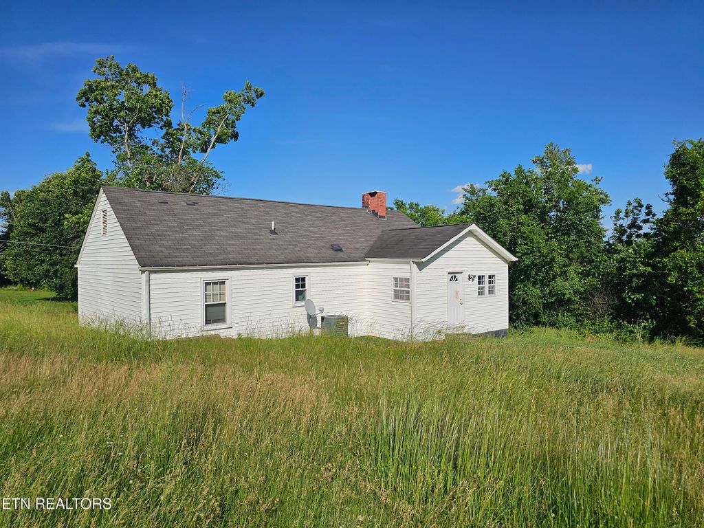 Photo of 2840 Spruce Hill Rd, Louisville, TN 37777 (MLS # 1301475)