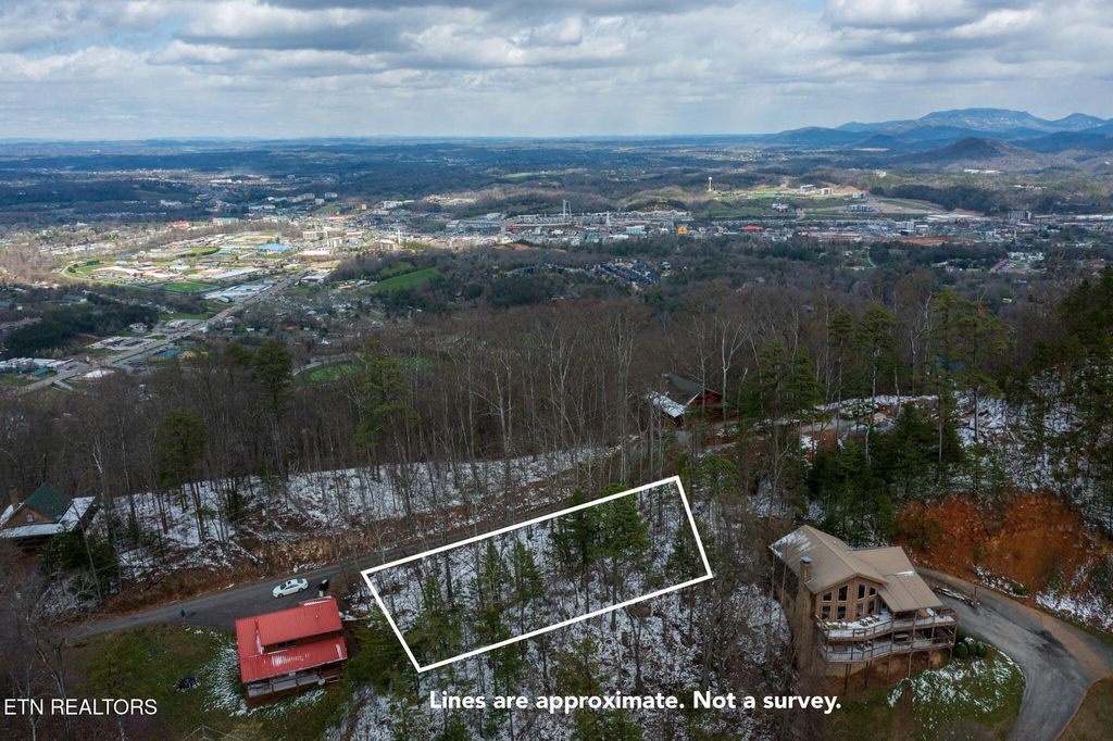 Photo of 63 Twin City Way, Pigeon Forge, TN 37876 (MLS # 1333284)