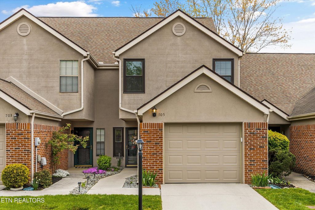 Photo of 705 Farragut Commons Drive, Knoxville, TN 37934 (MLS # 1334659)