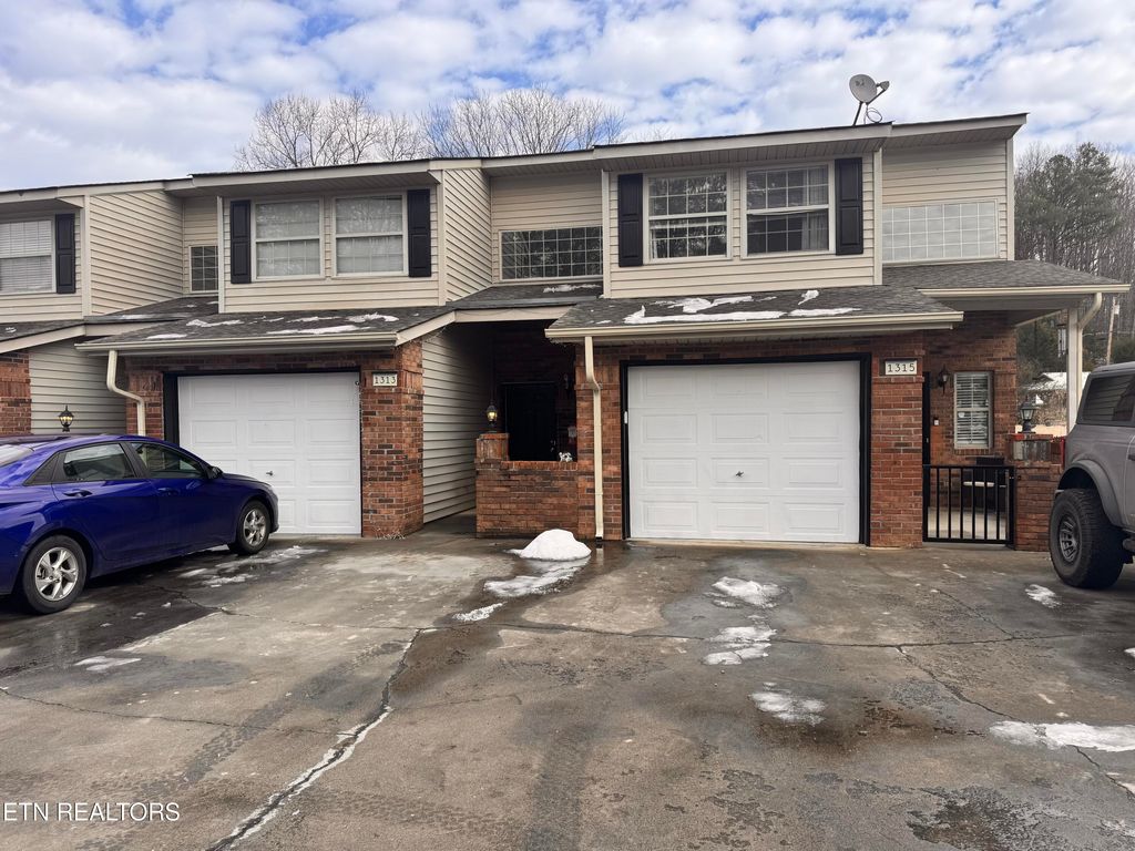 Photo of 1315 Mountain Meadows Way #8, Sevierville, TN 37862 (MLS # 1328865)