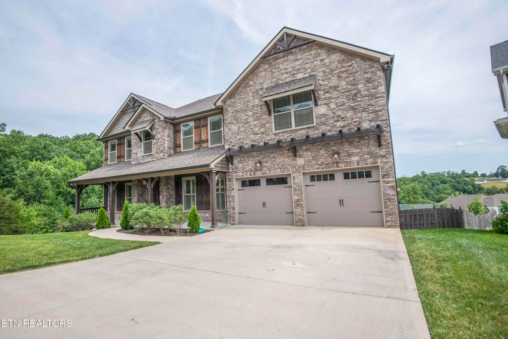 Photo of 1905 Highlands Ridge Lane, Knoxville, TN 37932 (MLS # 1348739)
