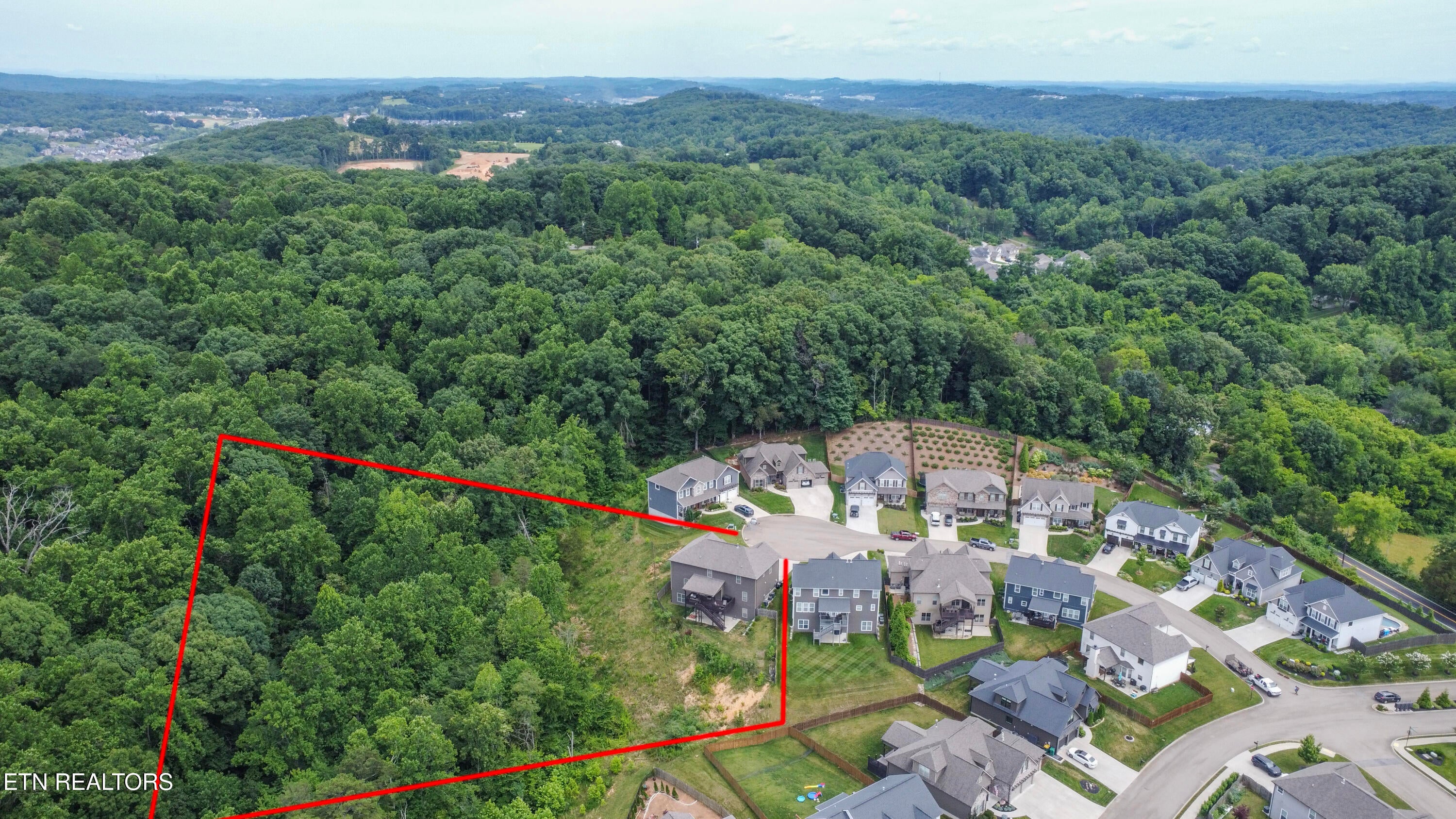 1905 Highlands Ridge Lane