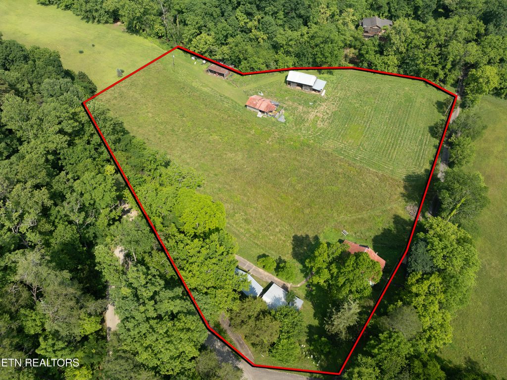 Photo of 468 Rudd Rd, Townsend, TN 37882 (MLS # 1304081)