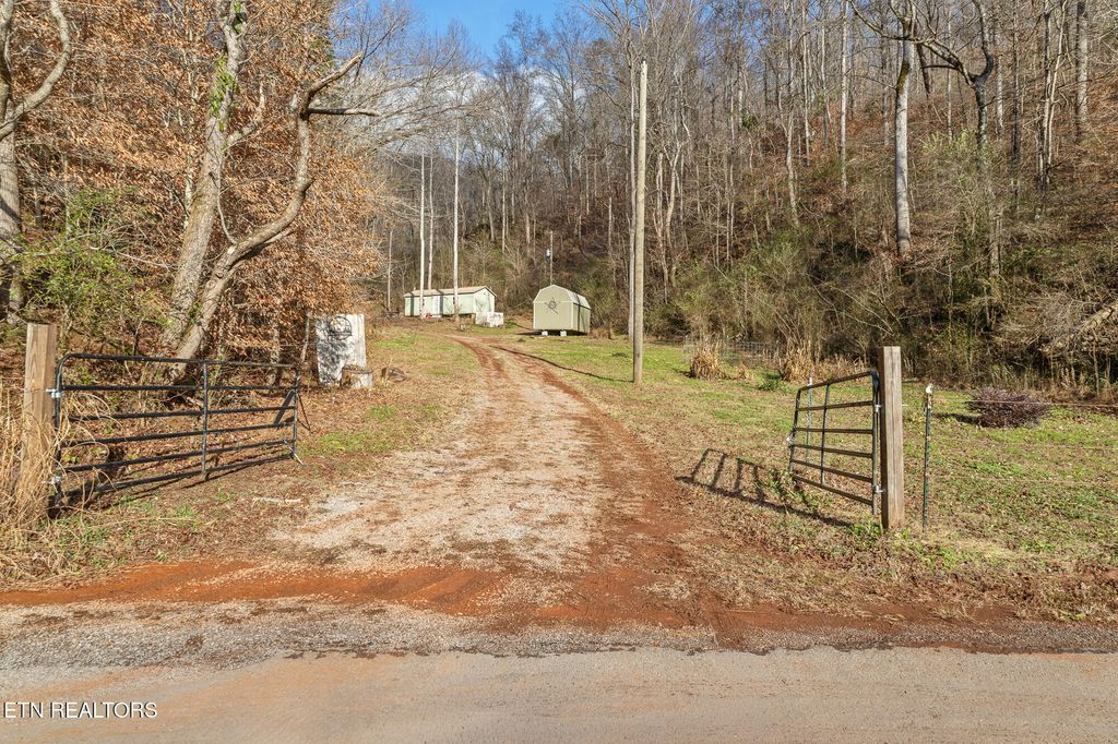 Photo of 168 County Road 484 Rd, Englewood, TN 37329 (MLS # 1323515)
