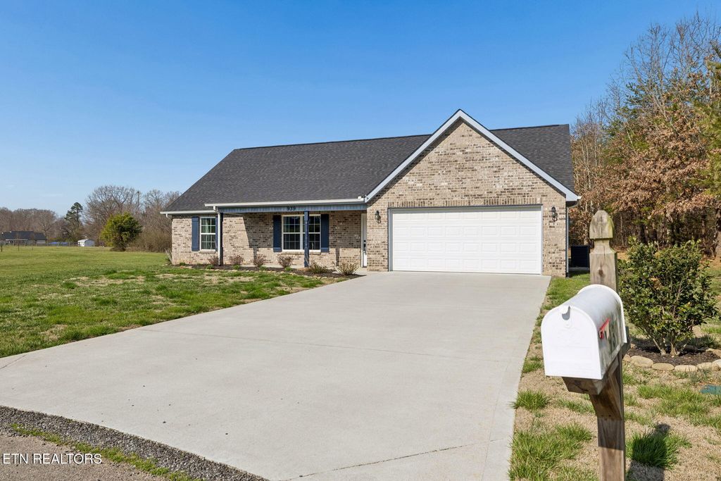 Photo of 939 Shady Creek Rd, Maryville, TN 37801 (MLS # 1331755)