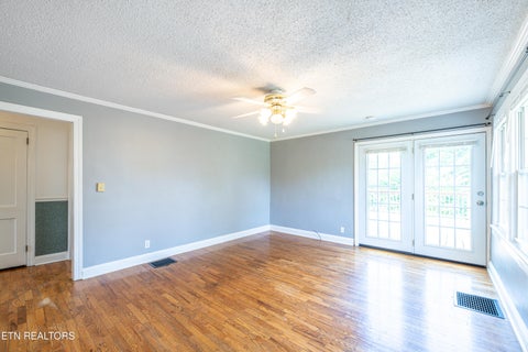 Tiny photo for 1314 Goldleaf St, Maryville, TN 37801 (MLS # 1356040)