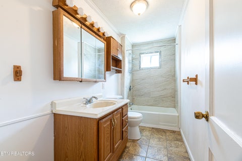 Tiny photo for 1314 Goldleaf St, Maryville, TN 37801 (MLS # 1356040)