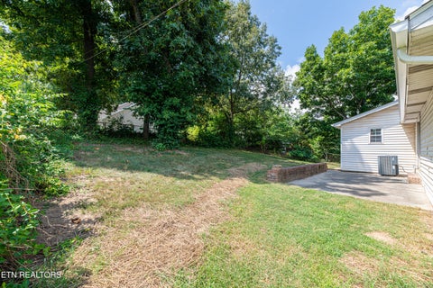 Tiny photo for 1314 Goldleaf St, Maryville, TN 37801 (MLS # 1356040)