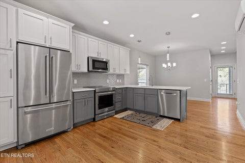 Tiny photo for 1406 Hamilton Ave, Chattanooga, TN 37405 (MLS # 1359682)