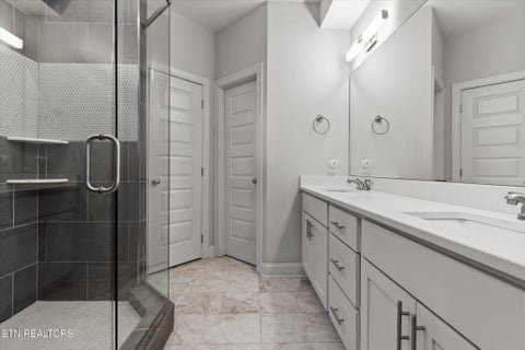 Tiny photo for 1406 Hamilton Ave, Chattanooga, TN 37405 (MLS # 1359682)