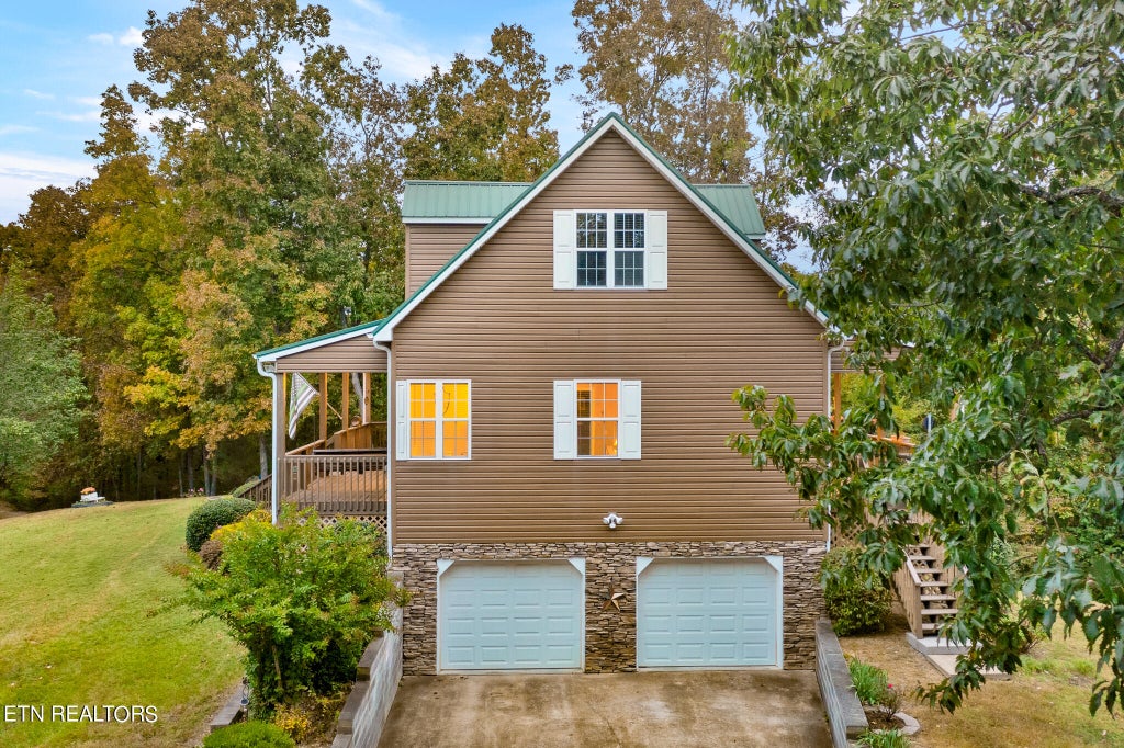 Photo of 2771 Sugar Plum Way, Newport, TN 37821 (MLS # 1242820)