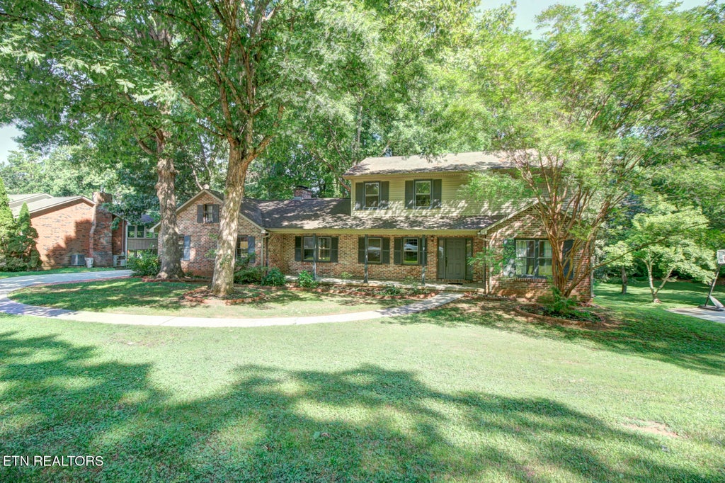 Photo of 7917 Camberley Drive, Powell, TN 37849 (MLS # 1353650)
