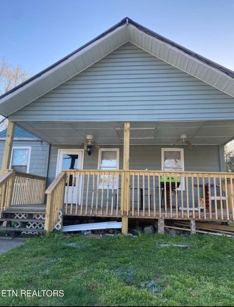 Photo of 507 Wallace Ave, Rocky Top, TN 37769 (MLS # 1332900)