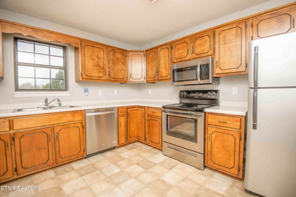 Photo of 445 Kinser Lane, Greenback, TN 37742 (MLS # 1282205)