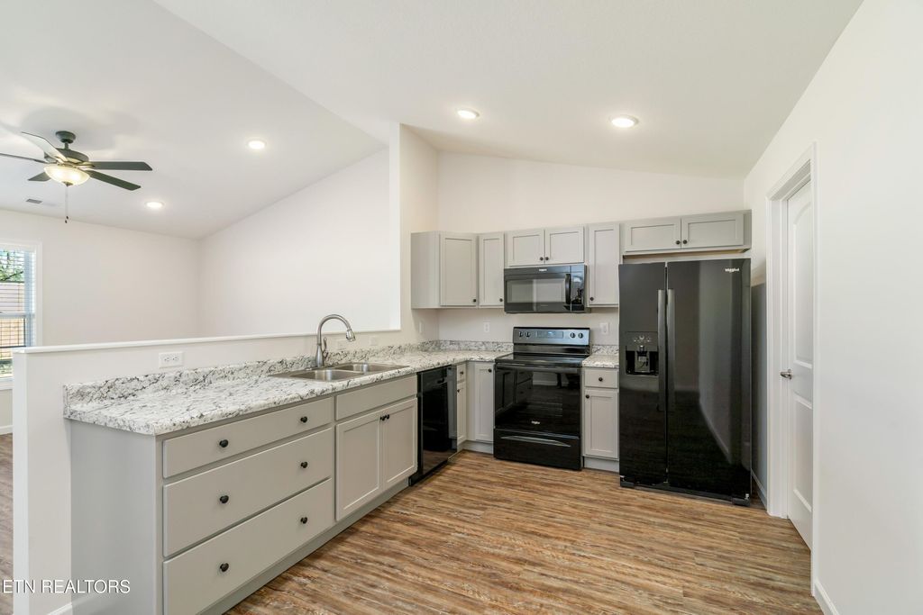 Photo of 7357 Green Estates Way #21, Knoxville, TN 37918 (MLS # 1318881)