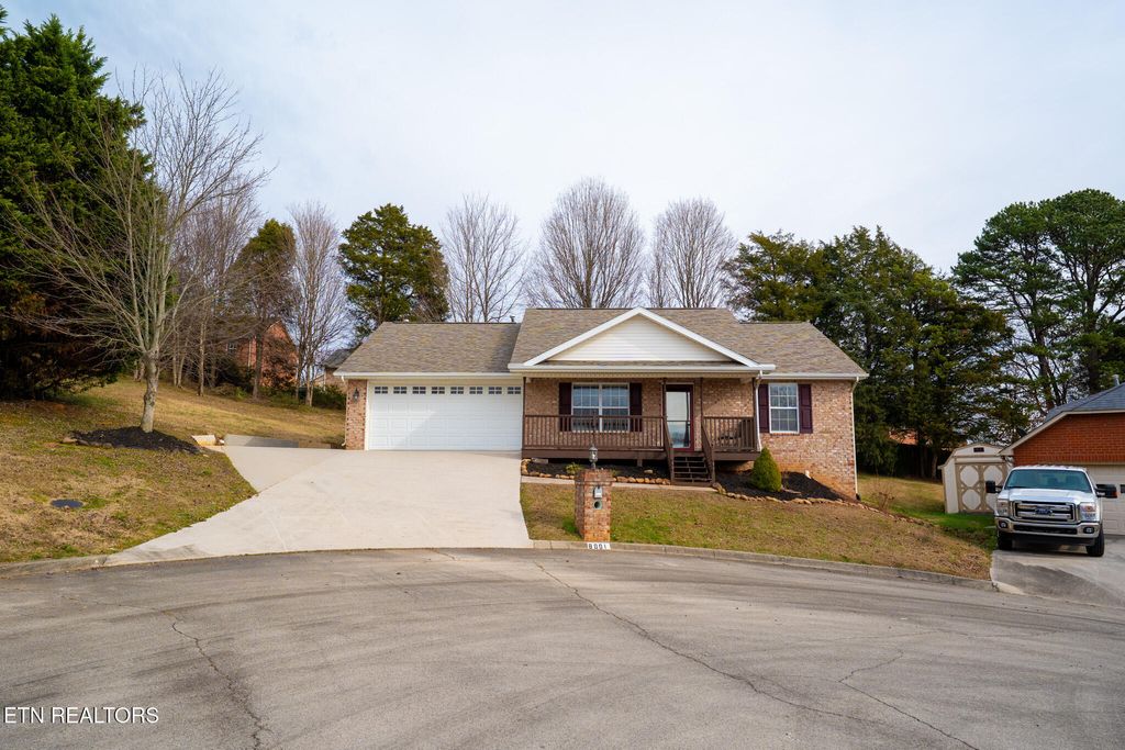 Photo of 8001 Dove Wing Lane, Knoxville, TN 37938 (MLS # 1324559)