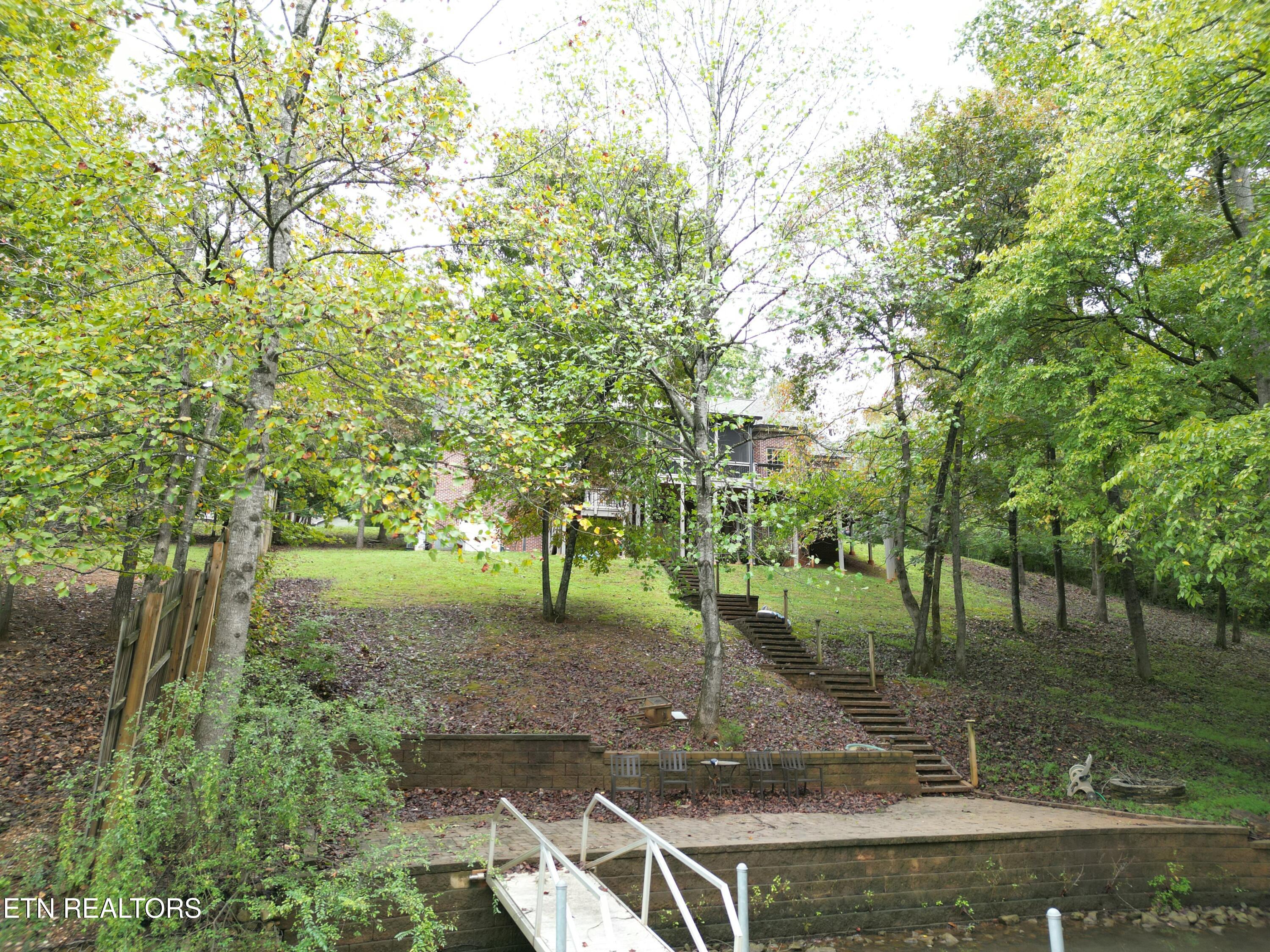 1121 S Sequoyah Drive