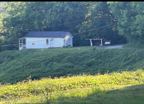 Photo of 161 Willow Drive, Harriman, TN 37748 (MLS # 1340445)