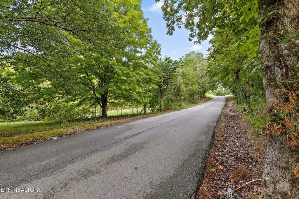 Photo of 12712 Cranfield Rd, Birchwood, TN 37308 (MLS # 1351047)