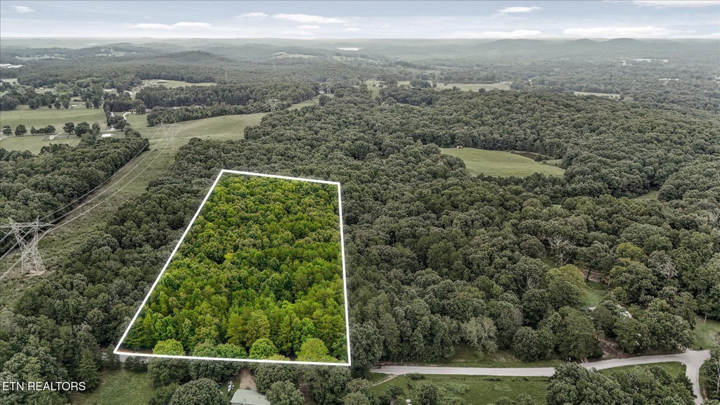 Photo of 12712 Cranfield Rd, Birchwood, TN 37308 (MLS # 1351047)