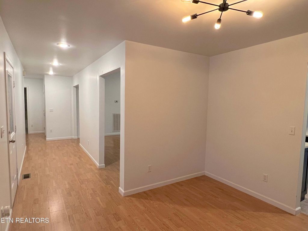 Photo of 329 Hilltop Drive, Crossville, TN 38555 (MLS # 1339139)