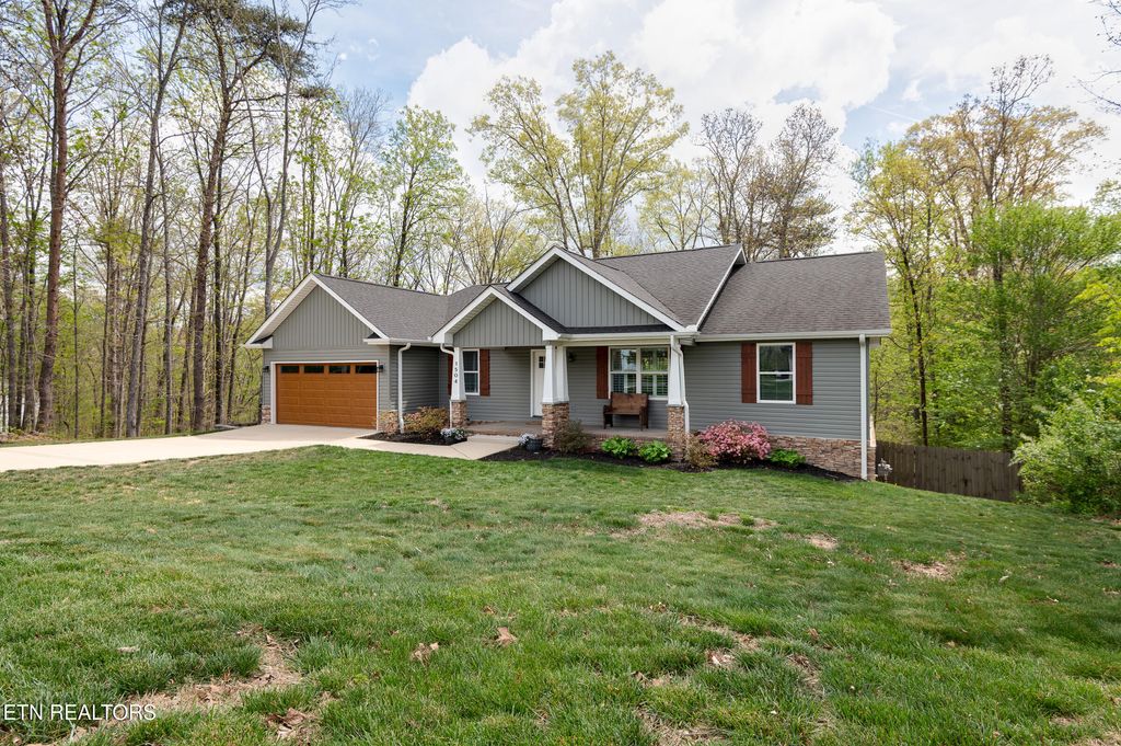Photo of 1504 Bird Rd, Lenoir City, TN 37771 (MLS # 1335596)