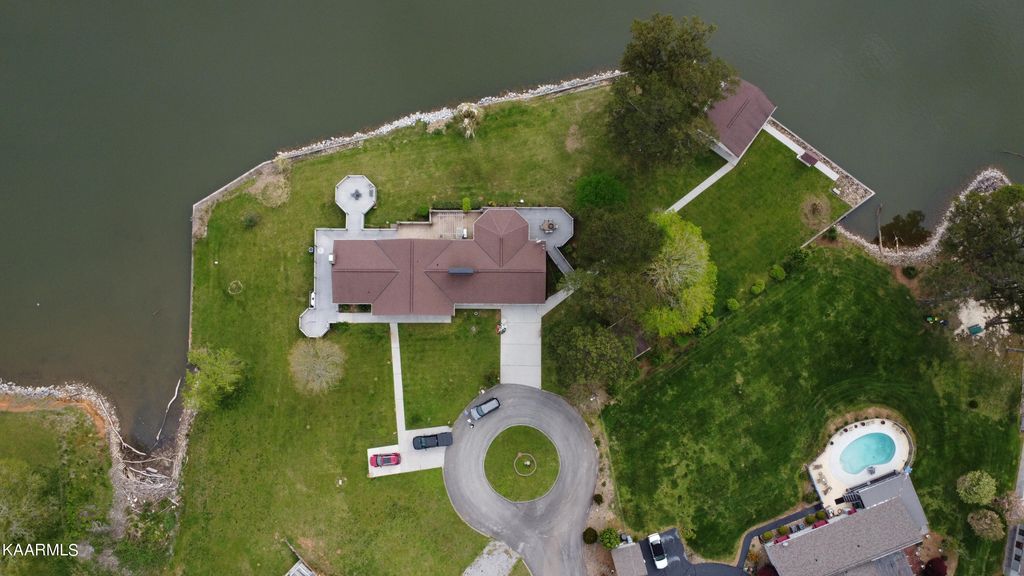 Photo of 2235 Jones Bend Rd, Louisville, TN 37777 (MLS # 1213974)