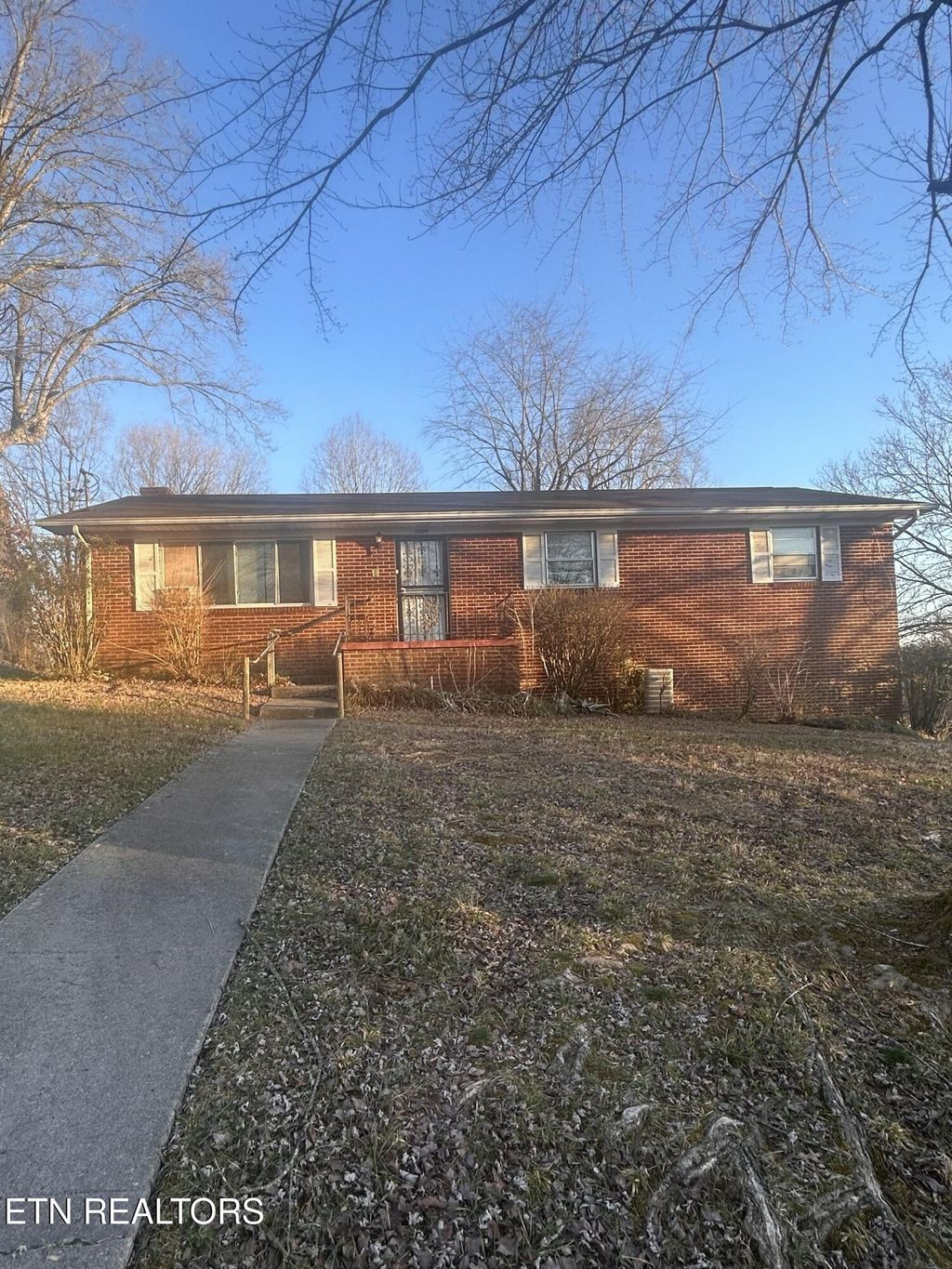 Photo of 5400 Springplace Circle, Knoxville, TN 37924 (MLS # 1331067)