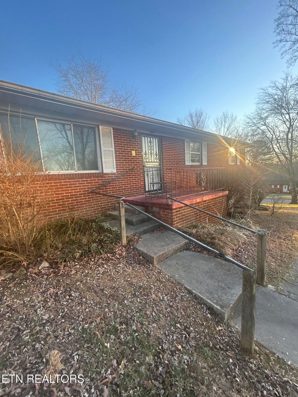 Photo of 5400 Springplace Circle, Knoxville, TN 37924 (MLS # 1331067)