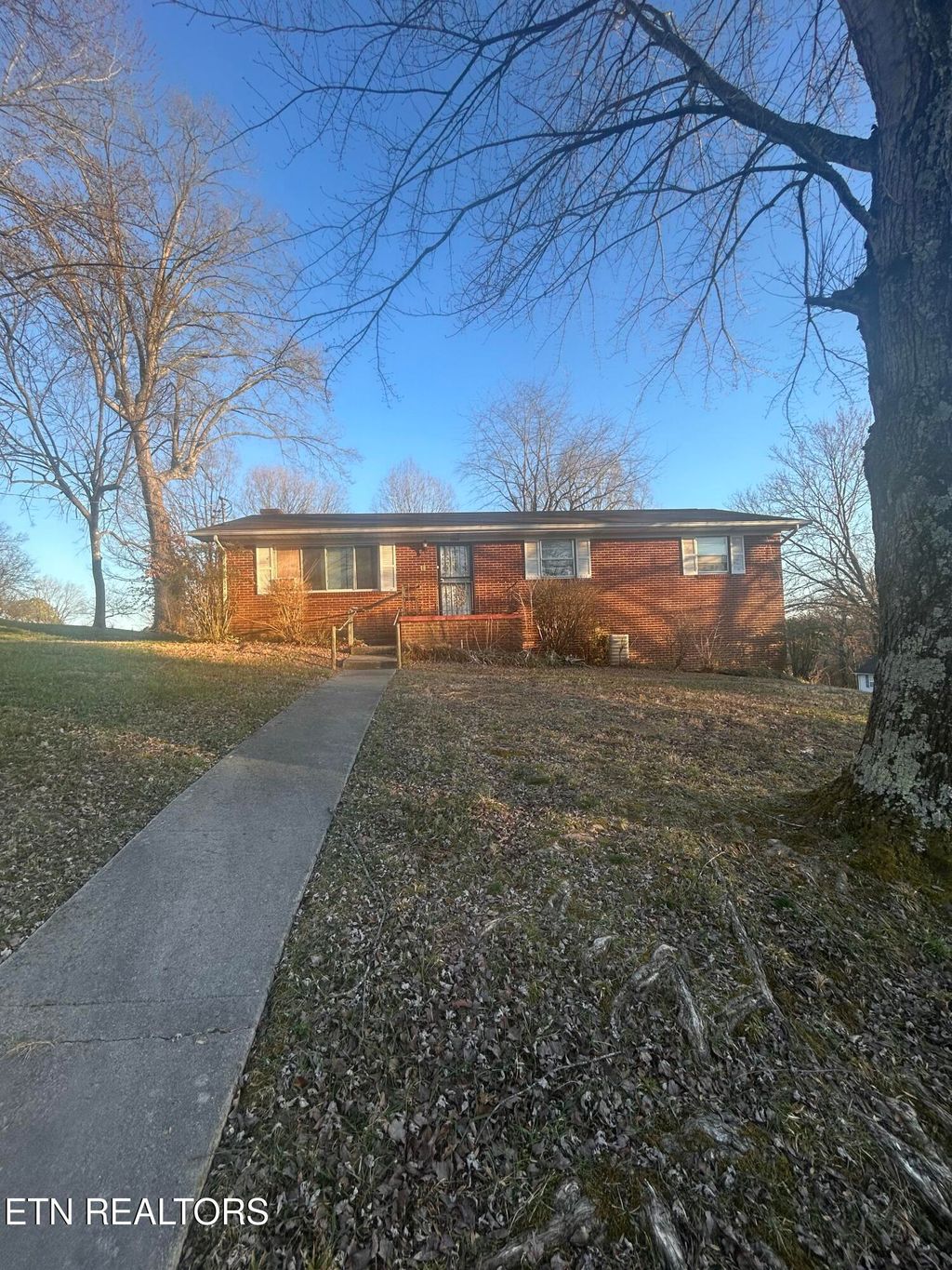 Photo of 5400 Springplace Circle, Knoxville, TN 37924 (MLS # 1331067)