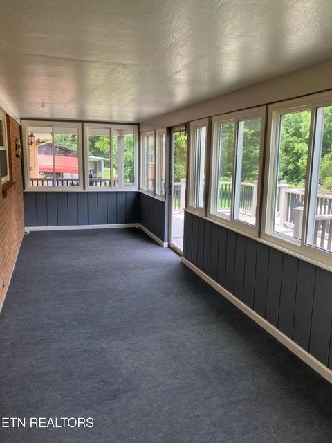 Tiny photo for 7004 Rollins Rd, Knoxville, TN 37918 (MLS # 1348444)