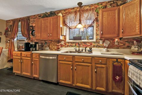 Tiny photo for 70 Linger Lake Drive, Crossville, TN 38571 (MLS # 1334536)