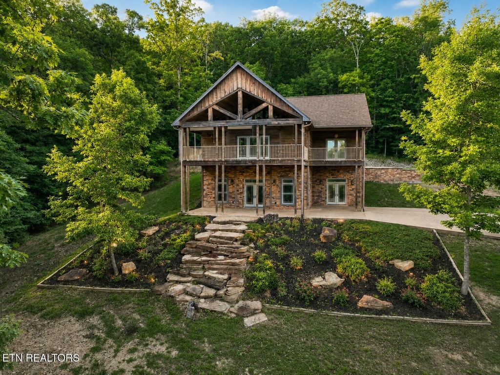 Photo of 617 Cheyenne Drive, Jamestown, TN 38556 (MLS # 1340902)