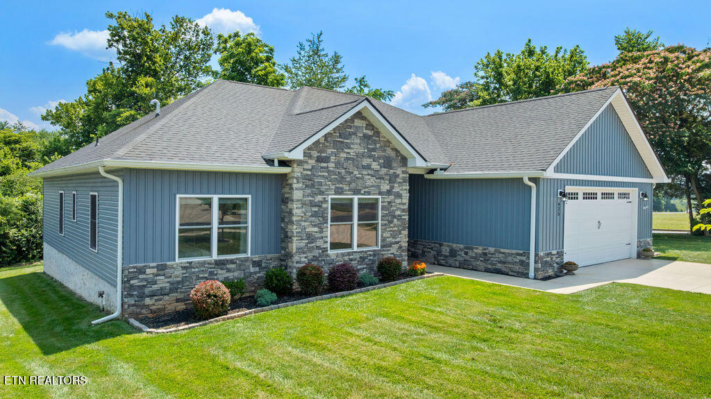 425 Cheeyo Place