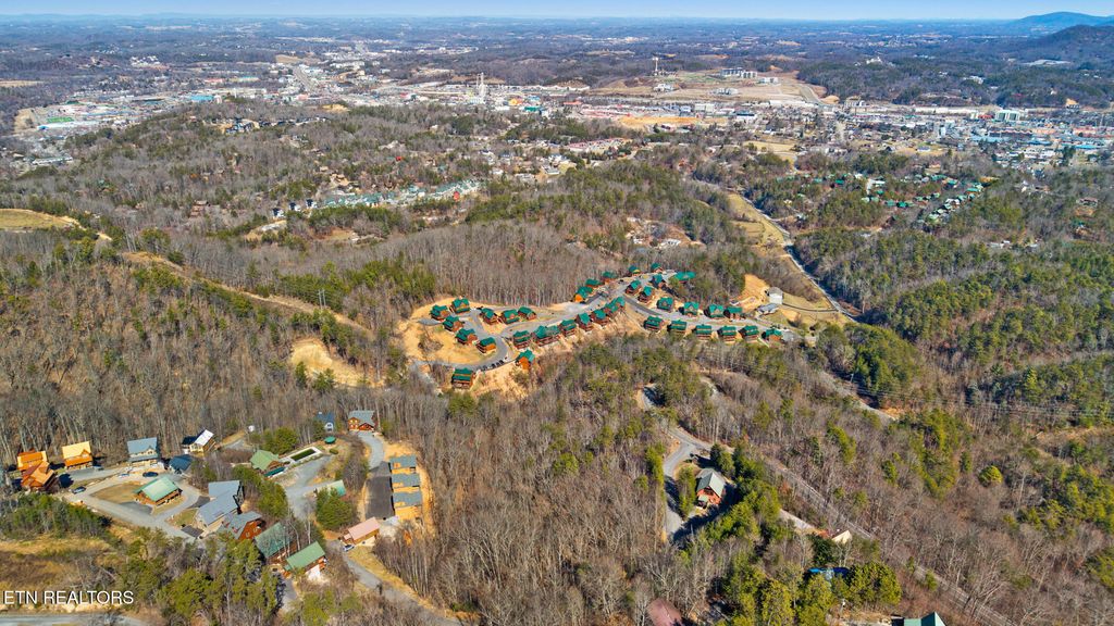 Photo of Lot 35-R Pine Peak Way, Sevierville, TN 37862 (MLS # 1329847)