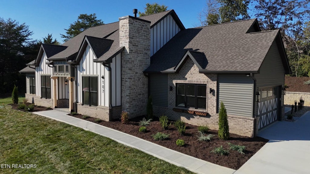 Photo of 107 Amohi Way, Loudon, TN 37774 (MLS # 1352553)