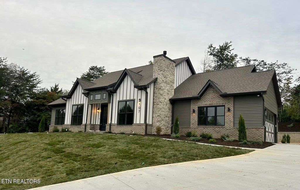 Photo of 107 Amohi Way, Loudon, TN 37774 (MLS # 1352553)