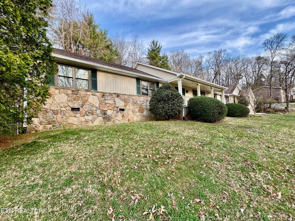 Photo of 5913 Wassman Rd, Knoxville, TN 37912 (MLS # 1340065)