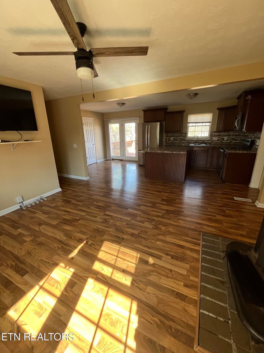 Photo of 807 Lafollette Dr Drive, Maryville, TN 37801 (MLS # 1323691)