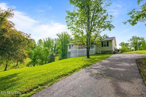 Tiny photo for 226 McKinney Rd, LaFollette, TN 37766 (MLS # 1339819)
