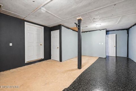Tiny photo for 226 McKinney Rd, LaFollette, TN 37766 (MLS # 1339819)
