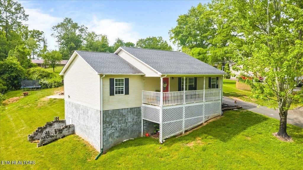 Photo of 226 McKinney Rd, LaFollette, TN 37766 (MLS # 1339819)