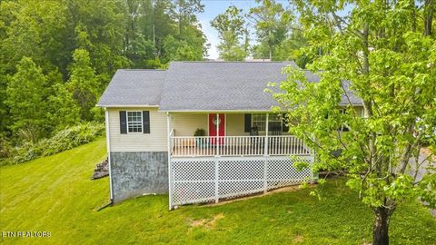 Tiny photo for 226 McKinney Rd, LaFollette, TN 37766 (MLS # 1339819)