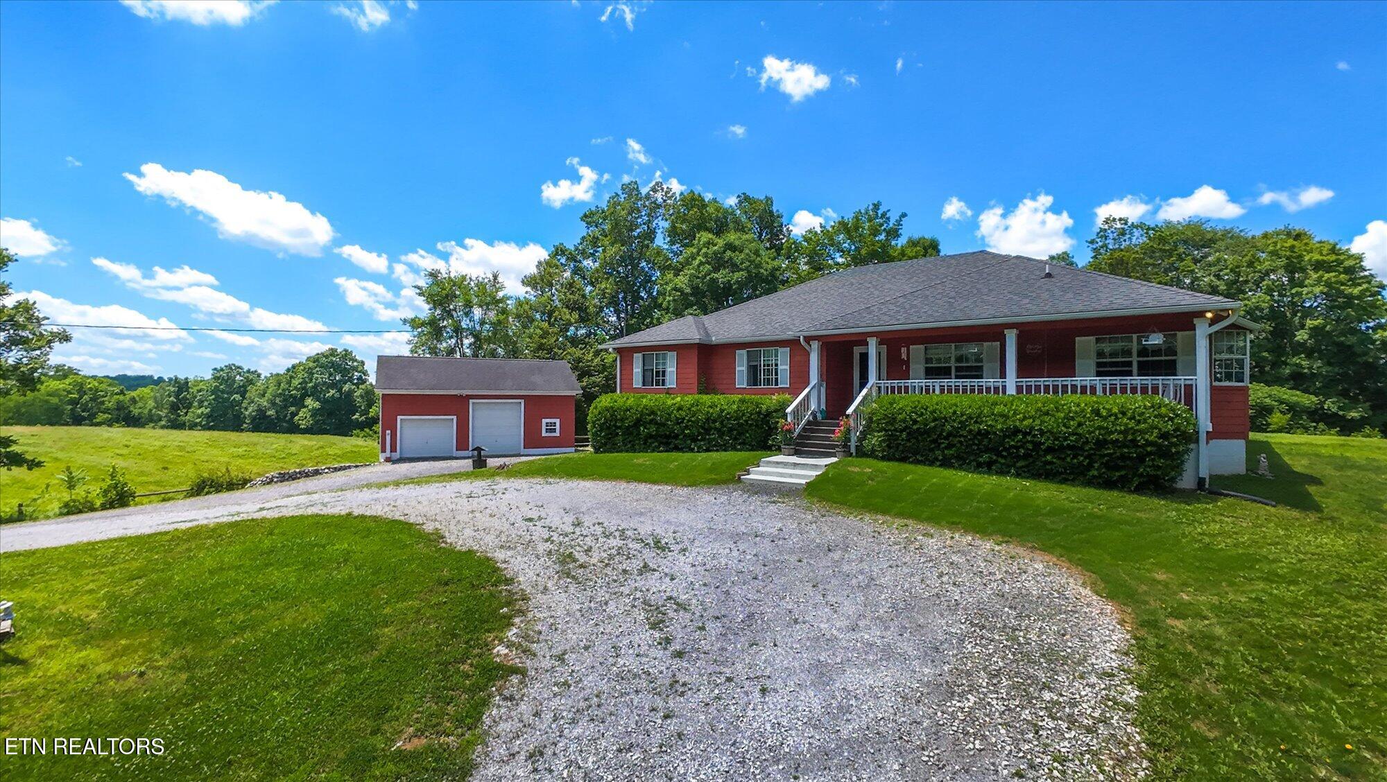 866 Pleasant Way