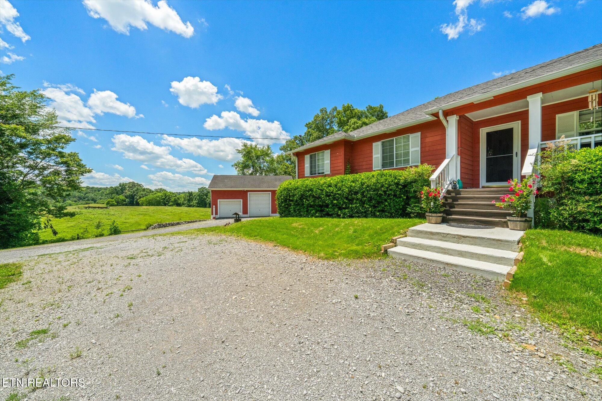 866 Pleasant Way