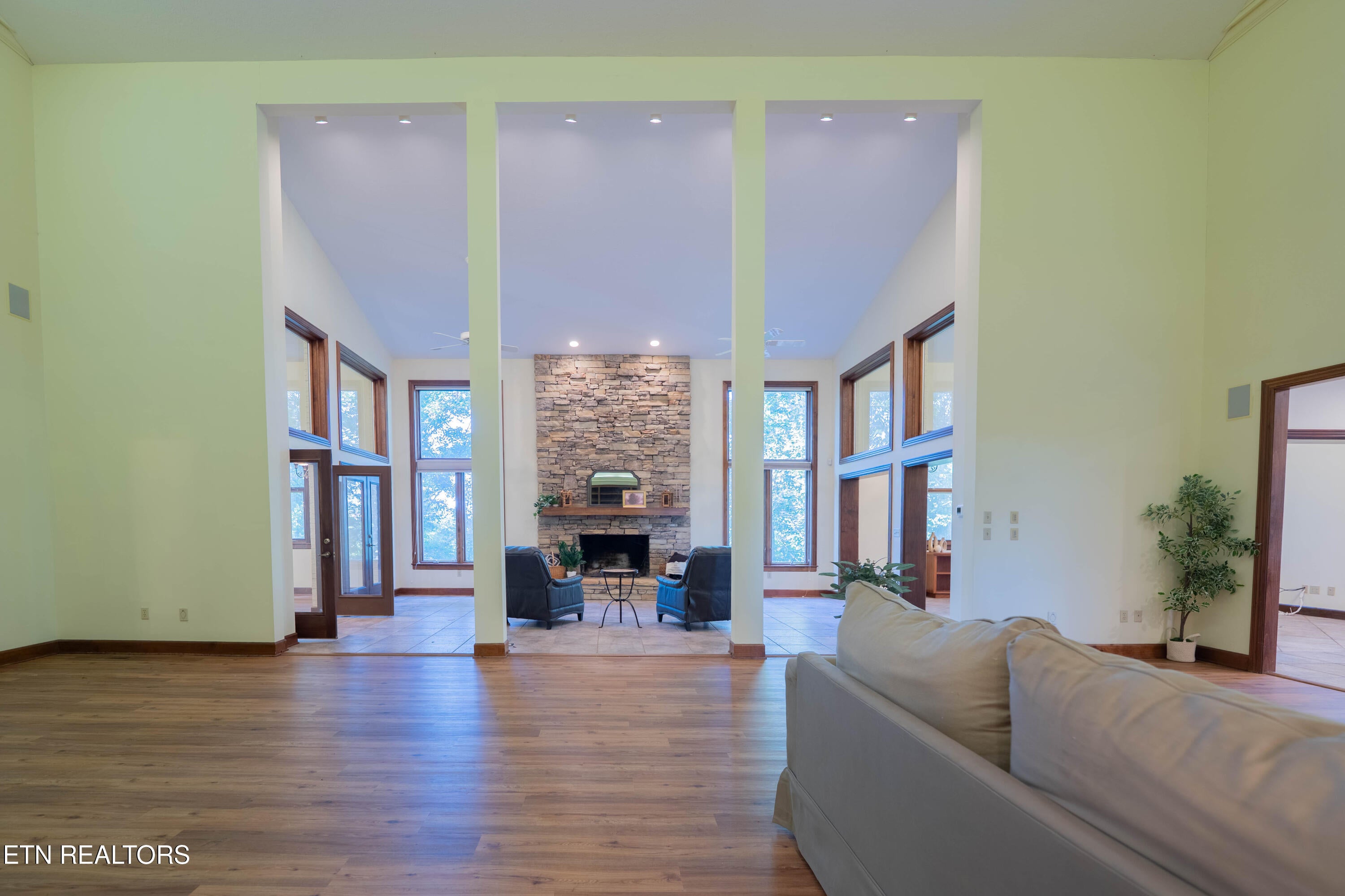 306 & 310 Teague Lane